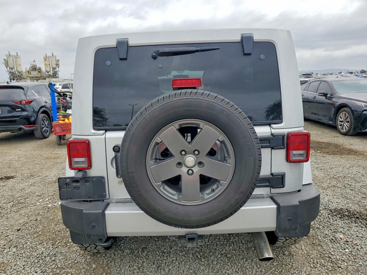 Jeep Wrangler Sahara