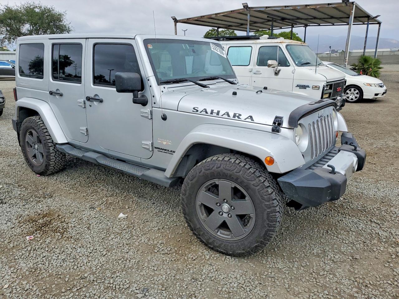 Jeep Wrangler Sahara