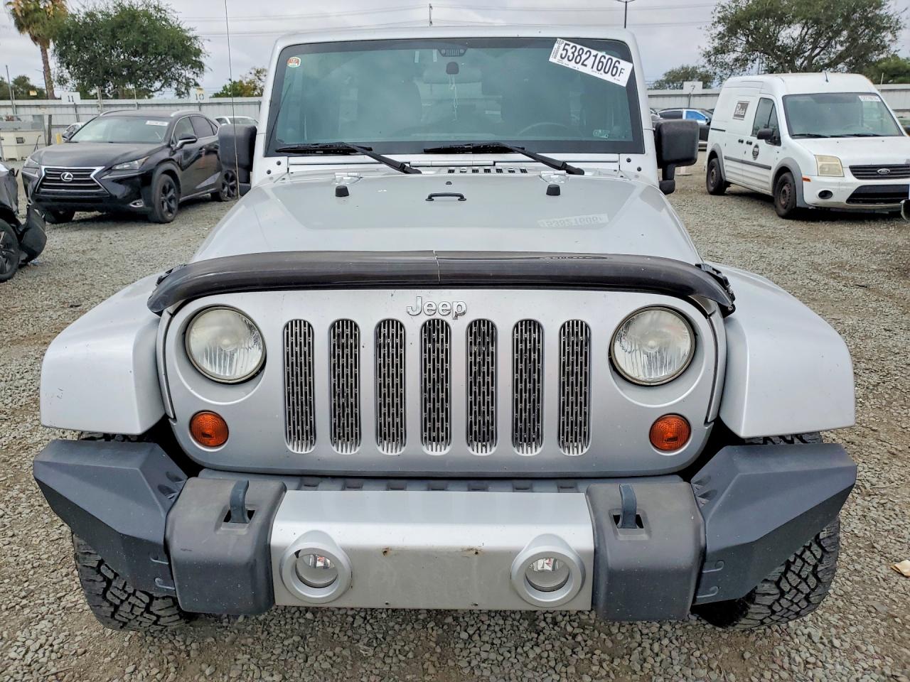 Jeep Wrangler Sahara