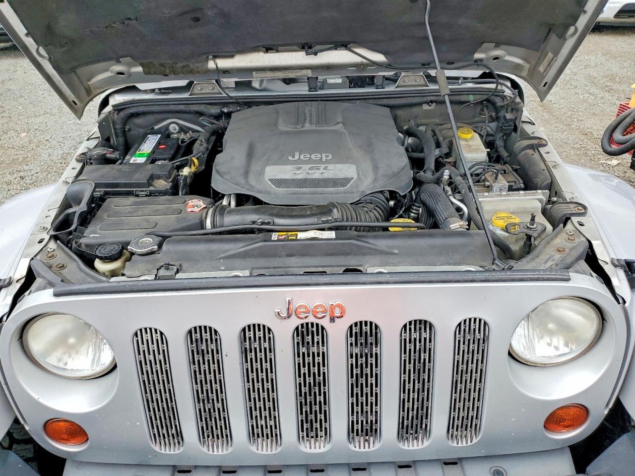 Jeep Wrangler Sahara
