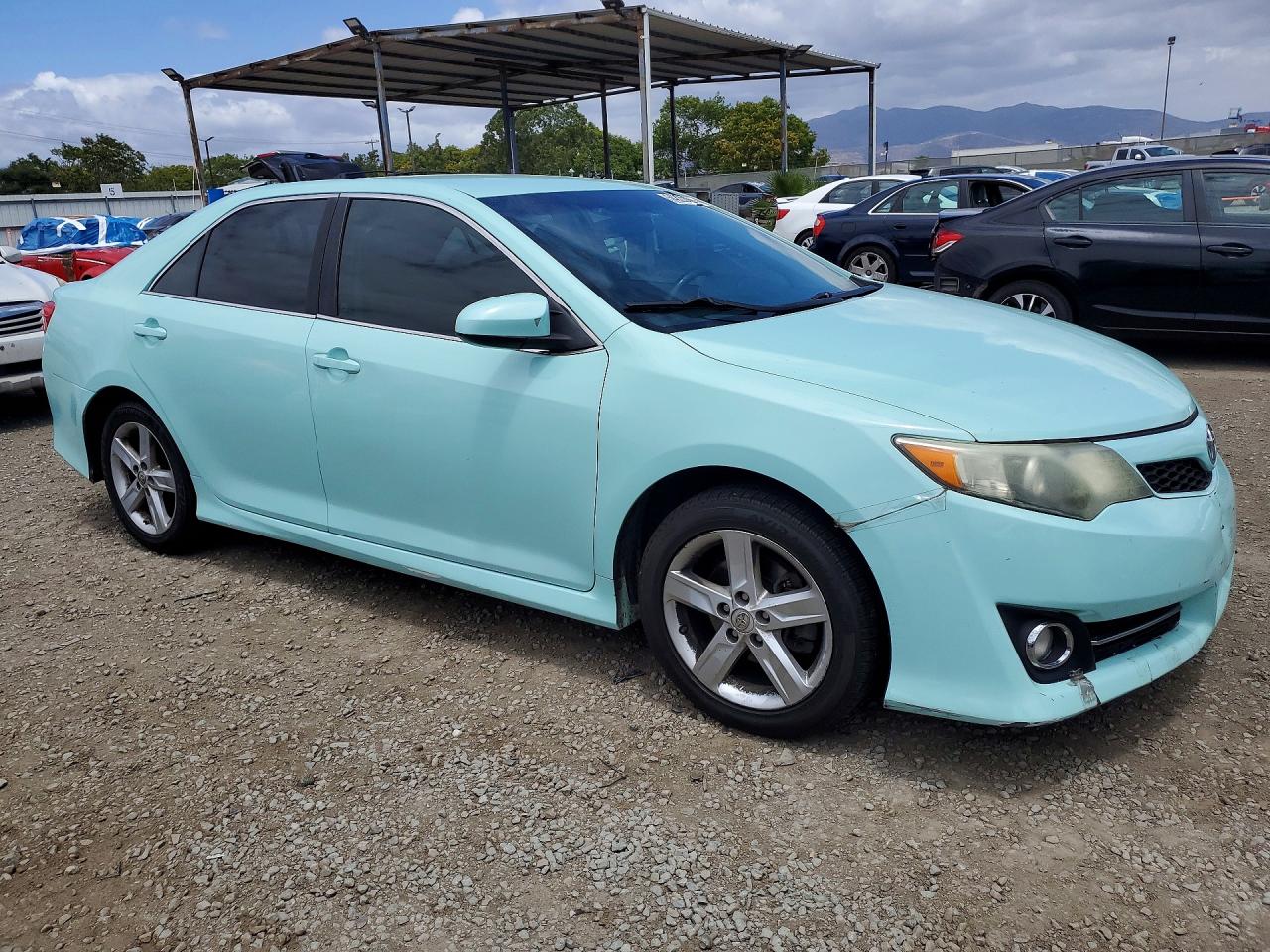 Toyota Camry Se