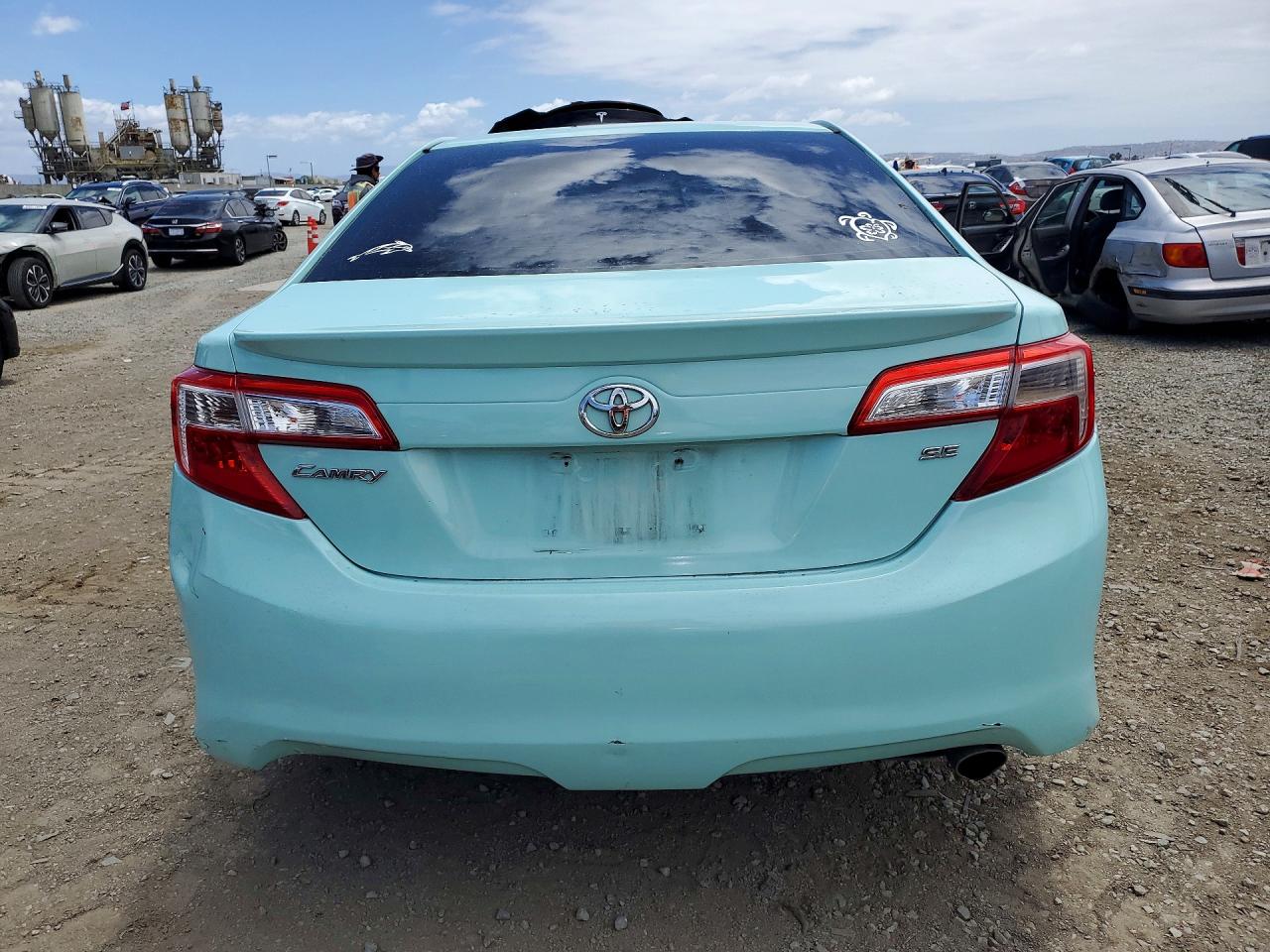 Toyota Camry Se