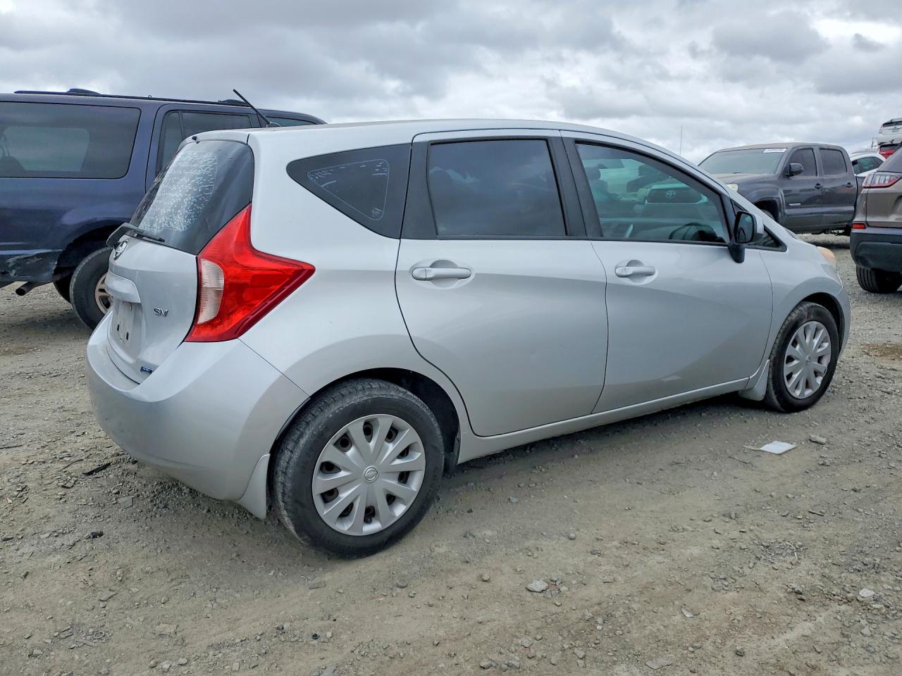 Nissan Versa Sv