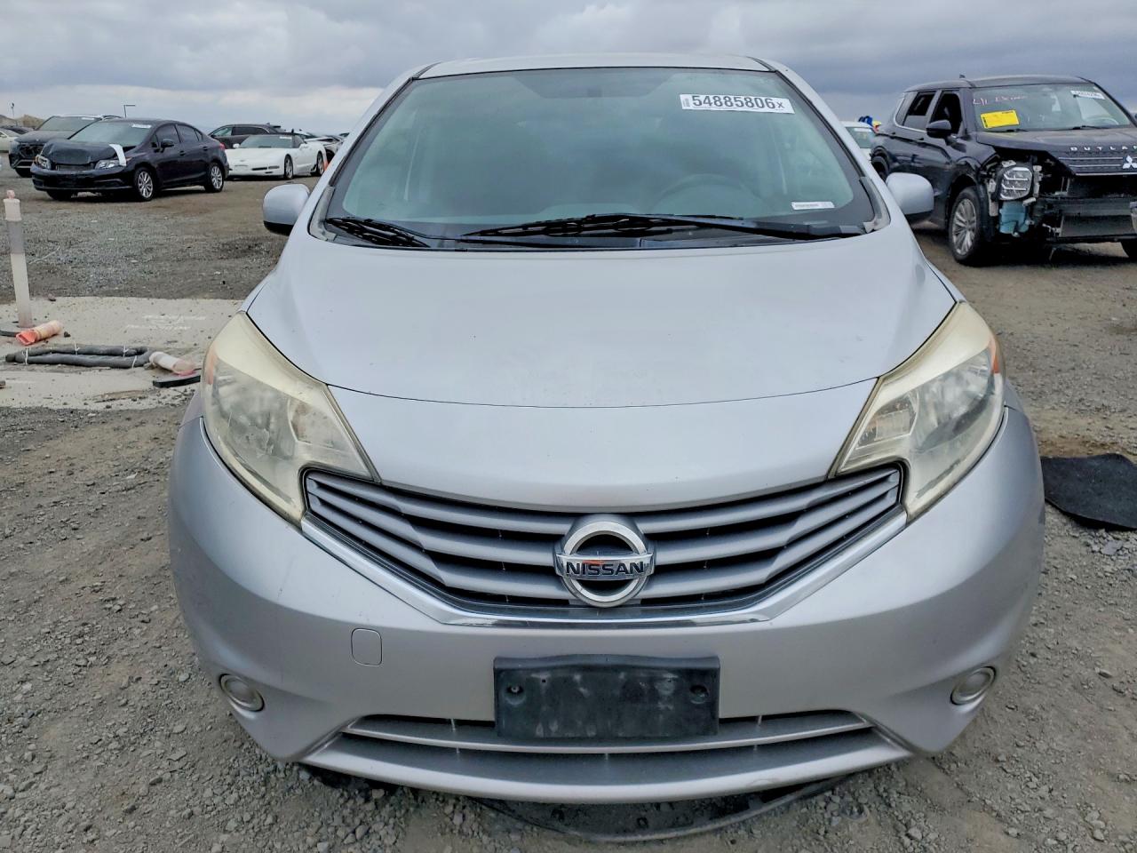 Nissan Versa Sv