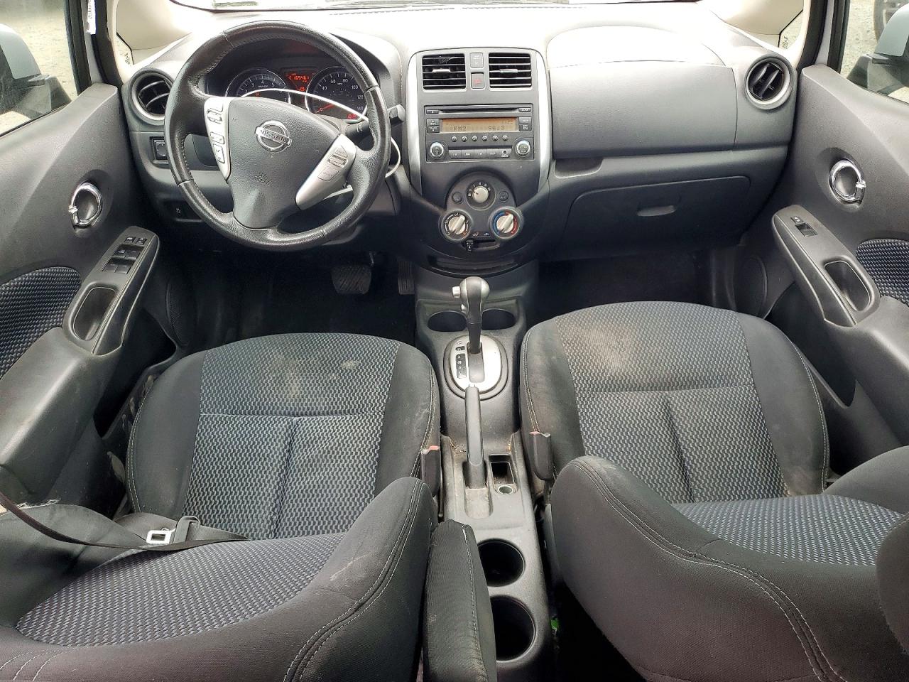 Nissan Versa Sv
