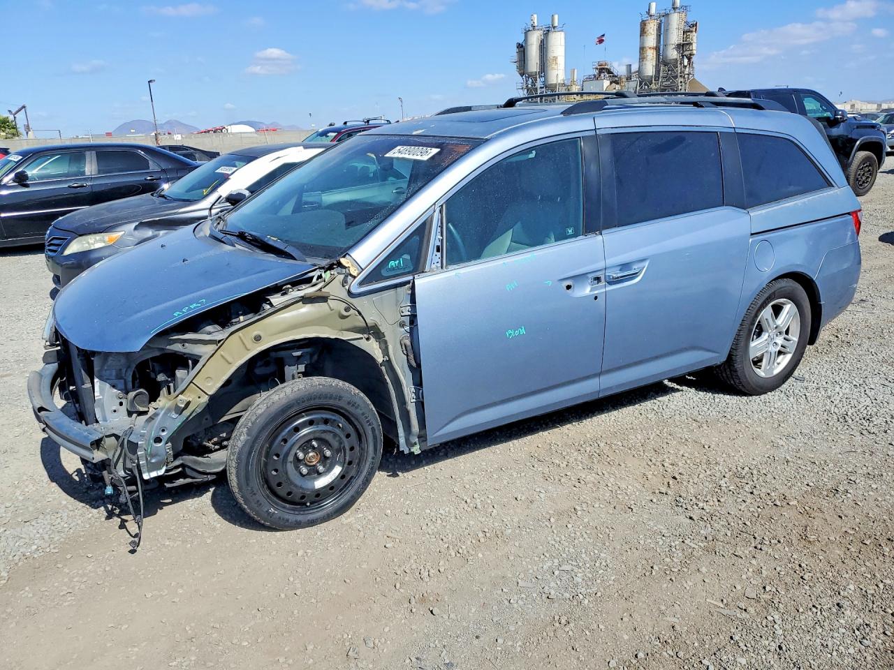 Salvage Honda Odyssey Image