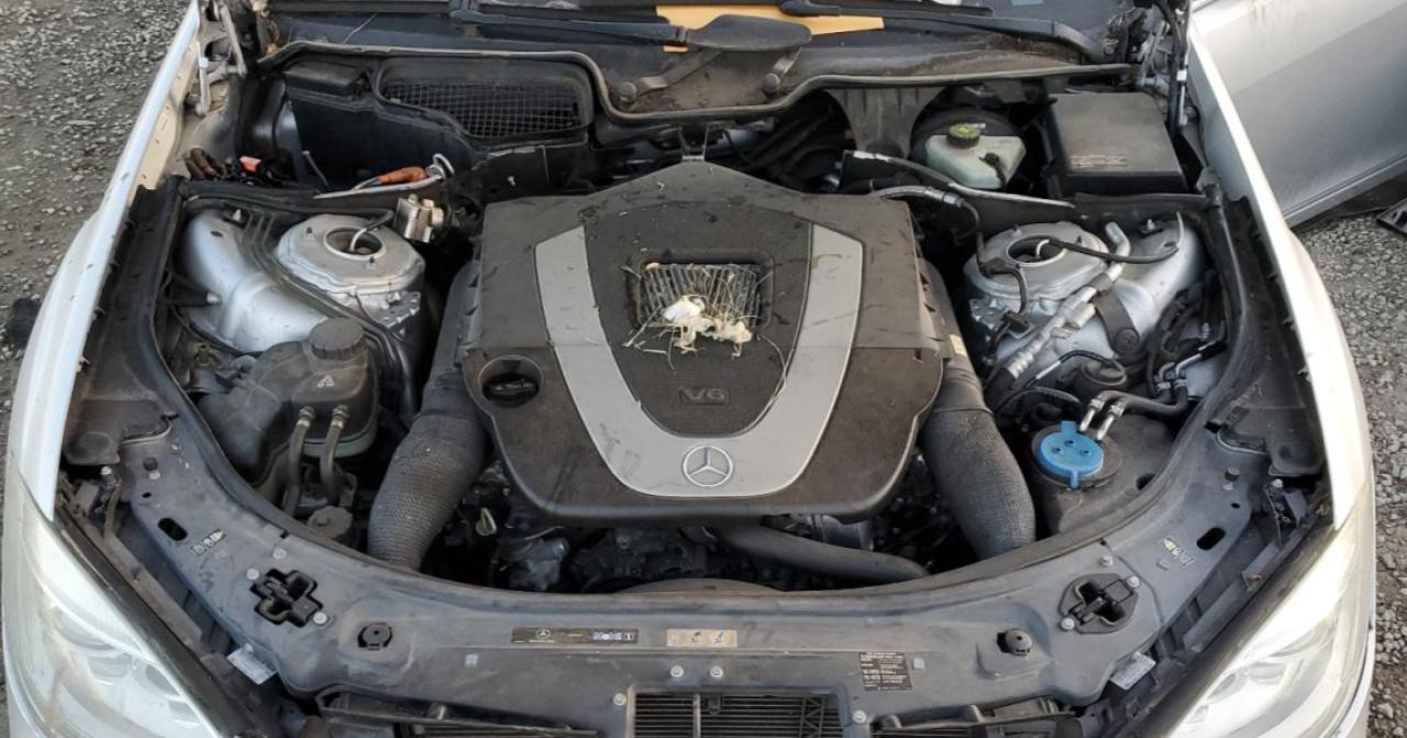 Mercedes-Benz S-Class 400