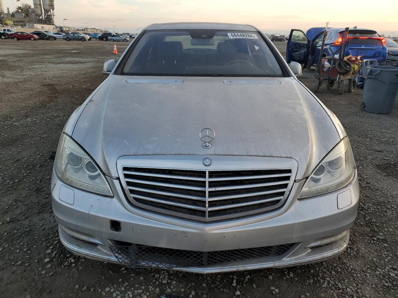 Mercedes-Benz S-Class 400