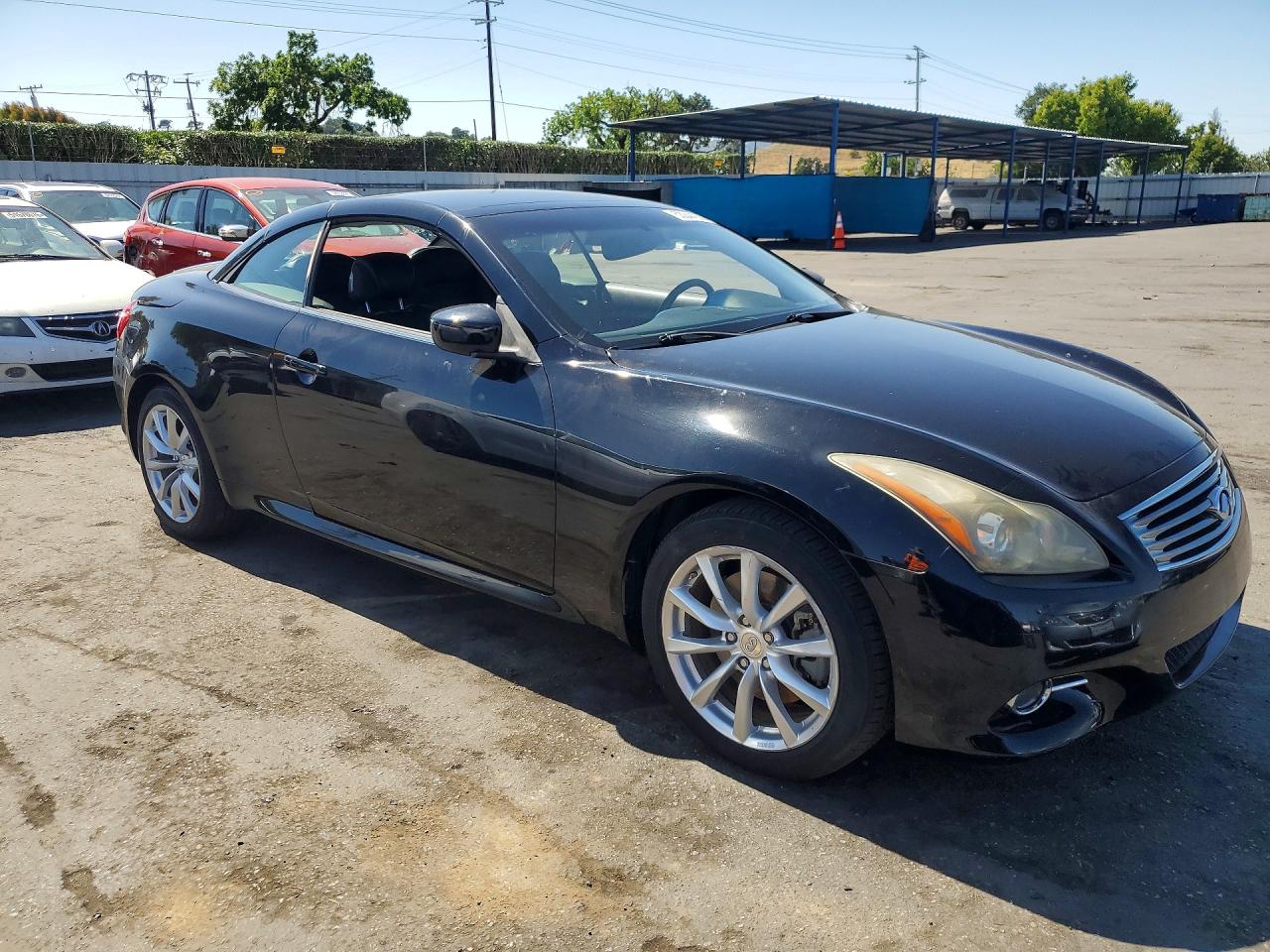 INFINITI G37 Base