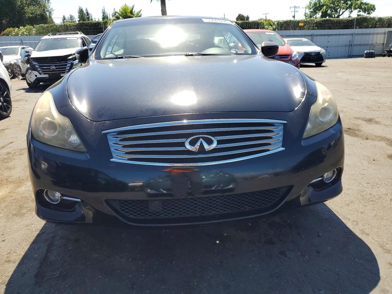 INFINITI G37 Base