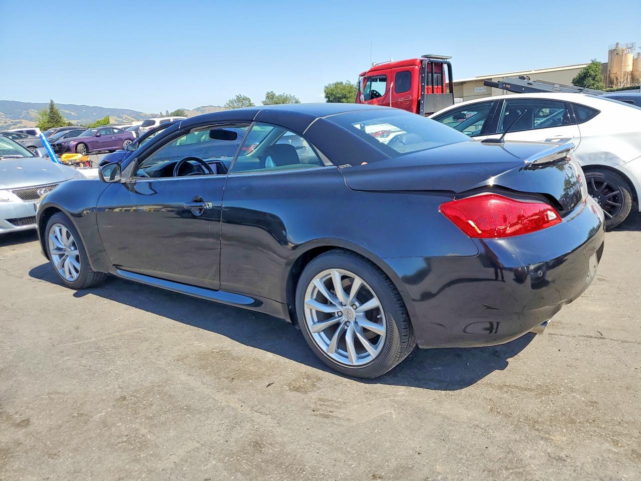 INFINITI G37 Base