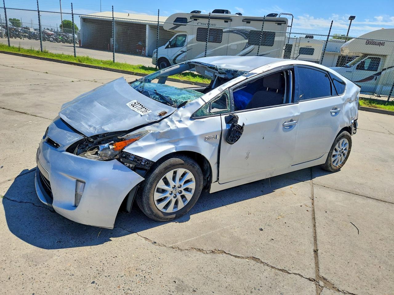 Salvage Toyota Prius Image