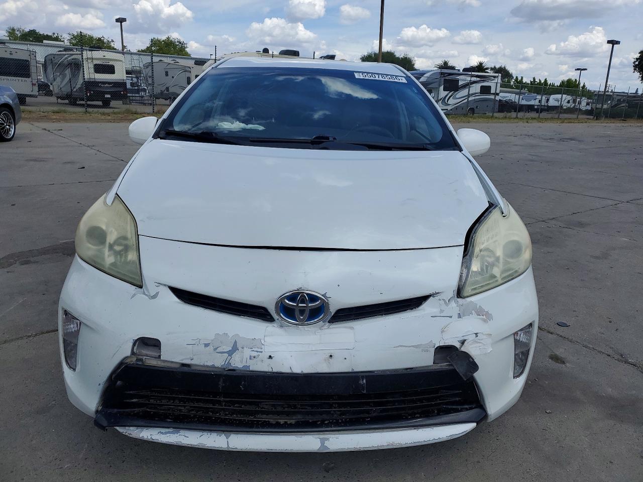 Toyota Prius Three