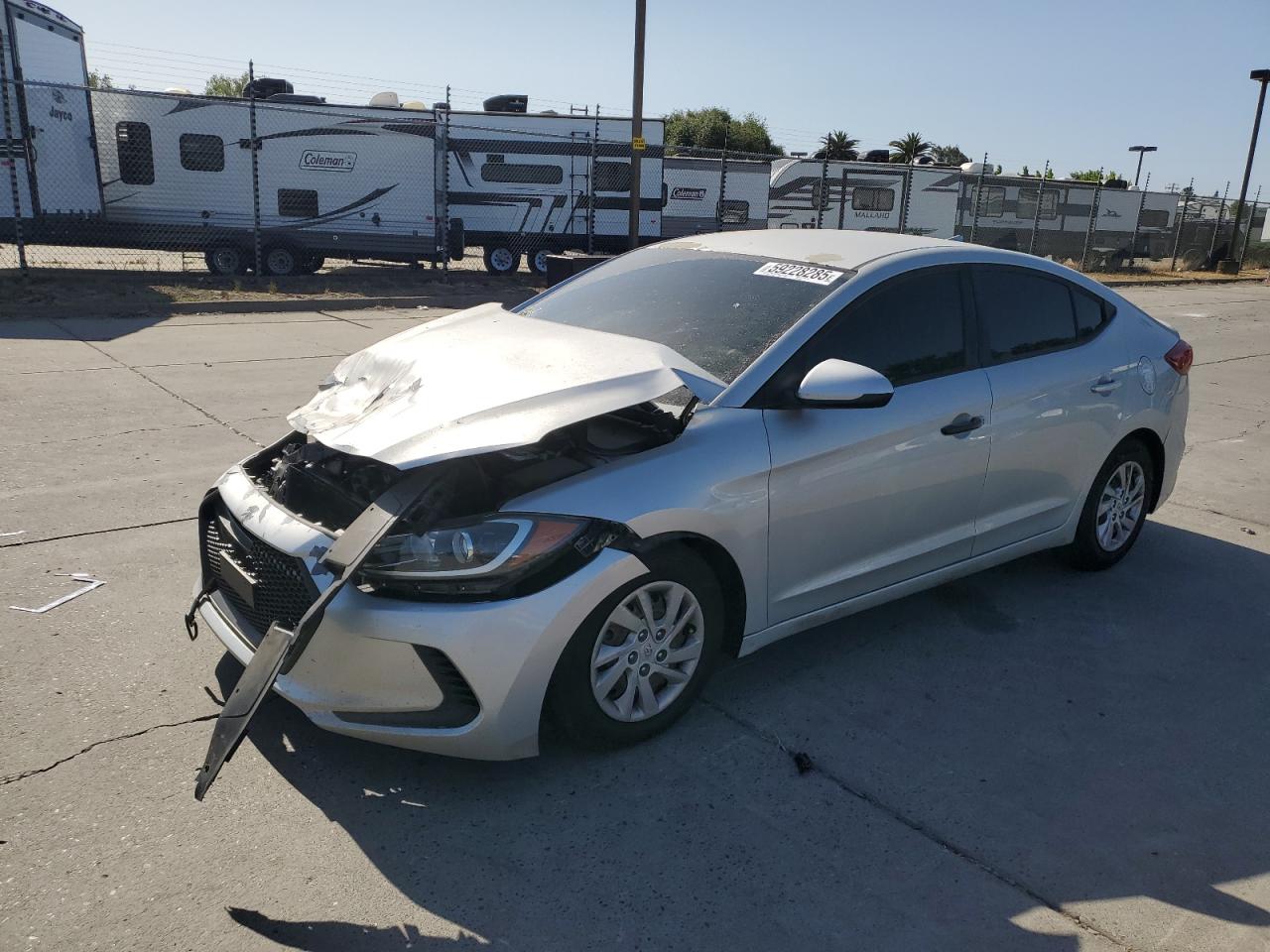 Salvage Hyundai ELANTRA Image