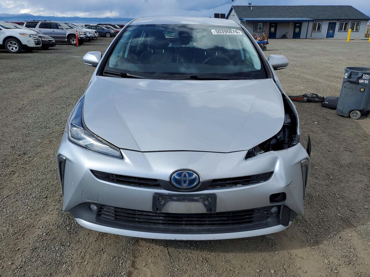 Toyota Prius Le Le Awd-e