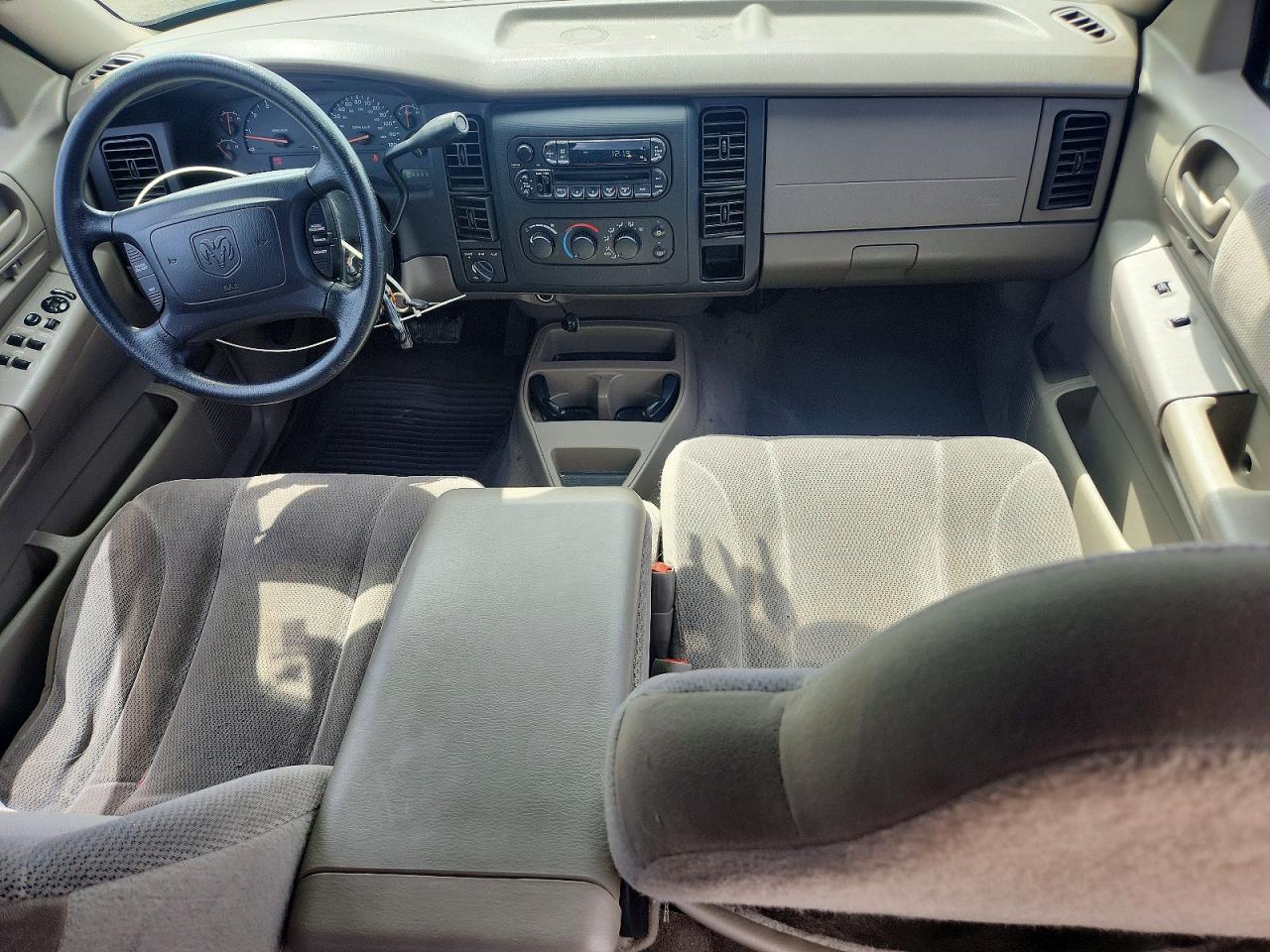 Dodge Dakota Quad Slt