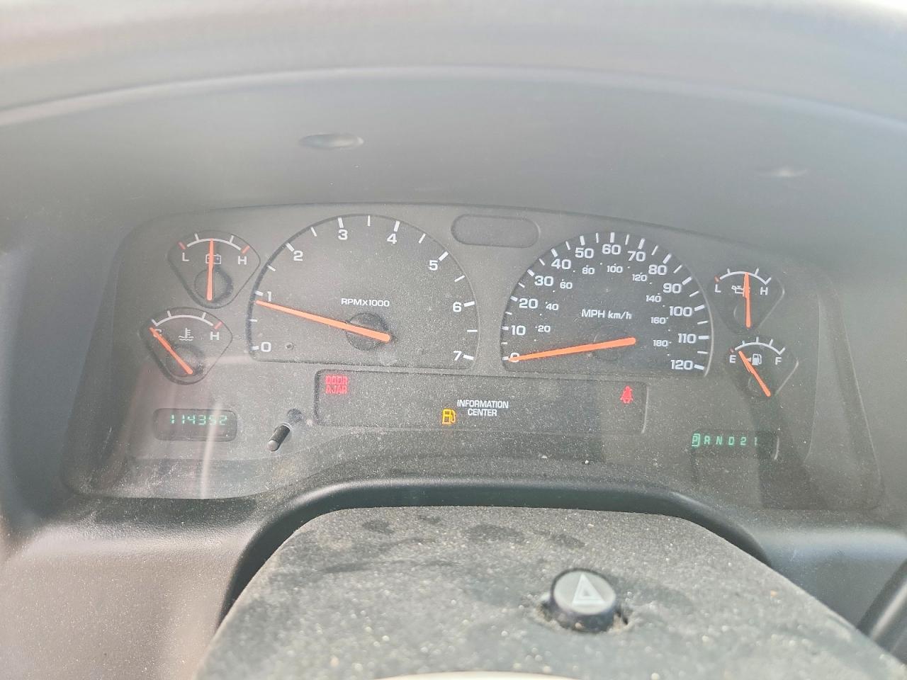 Dodge Dakota Quad Slt