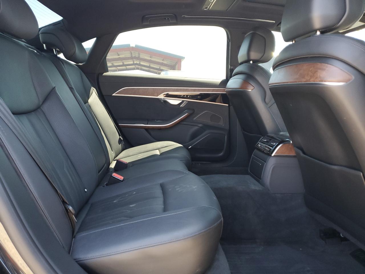 Audi A8 L