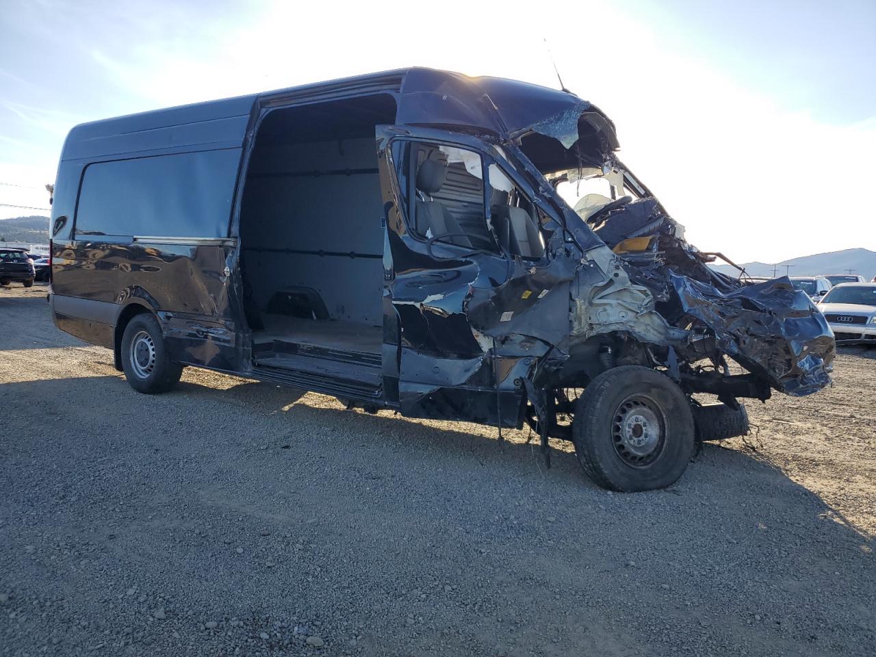 Mercedes-Benz Sprinter 2500