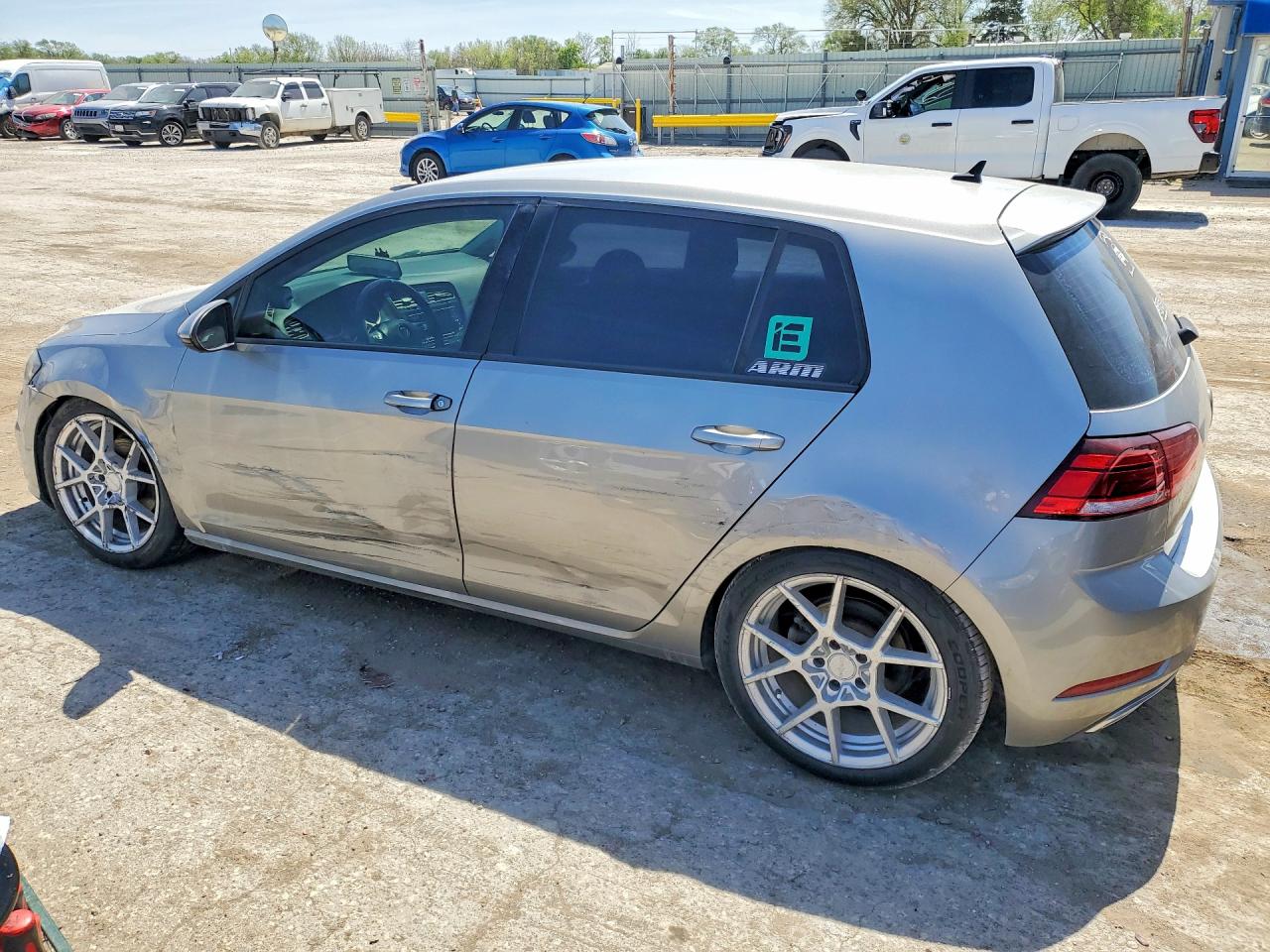 Volkswagen Golf S