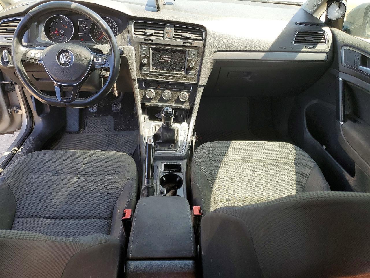 Volkswagen Golf S