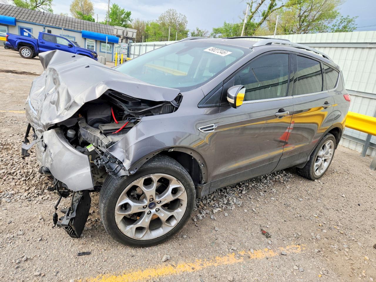 Salvage Ford Escape Image