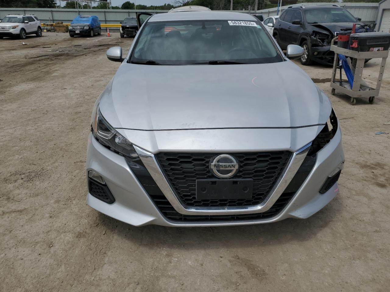 Nissan Altima S