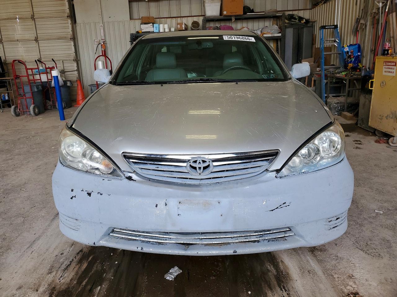 Toyota Camry Xle V6