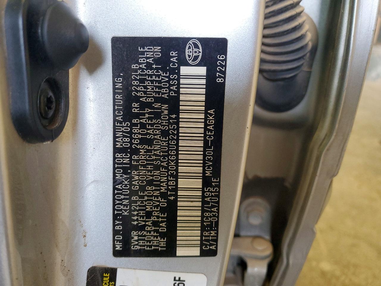Toyota Camry Xle V6