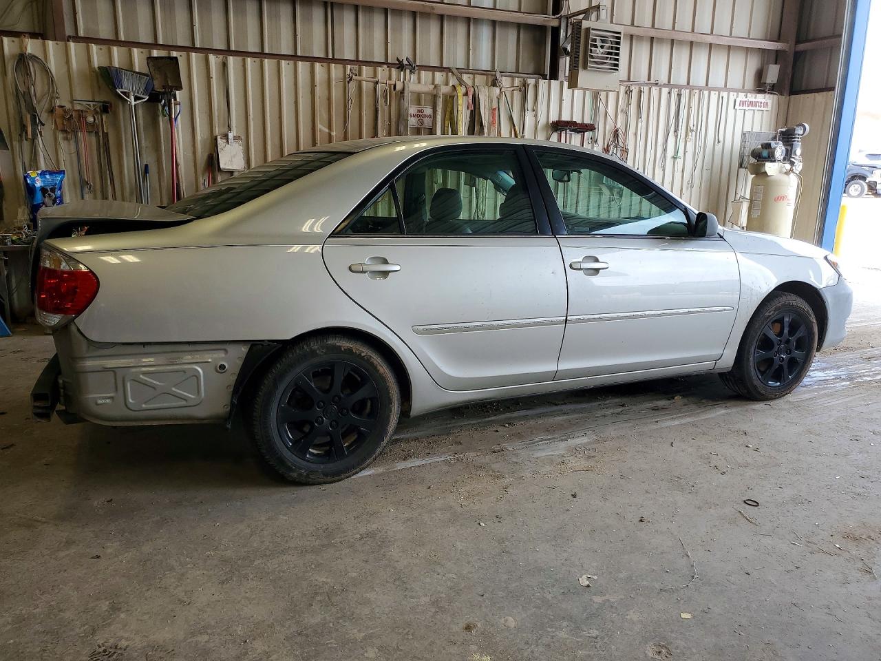 Toyota Camry Xle V6