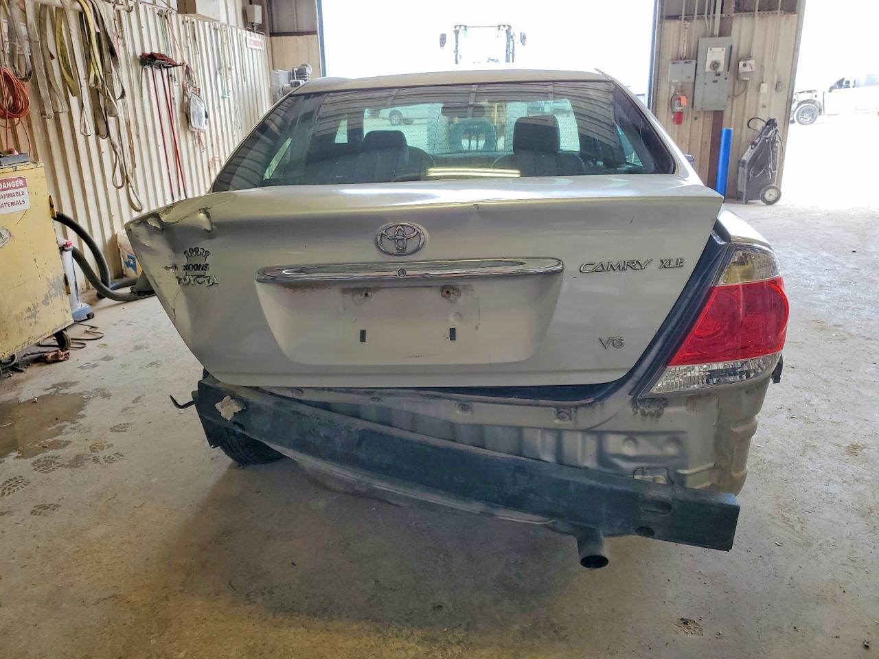 Toyota Camry Xle V6