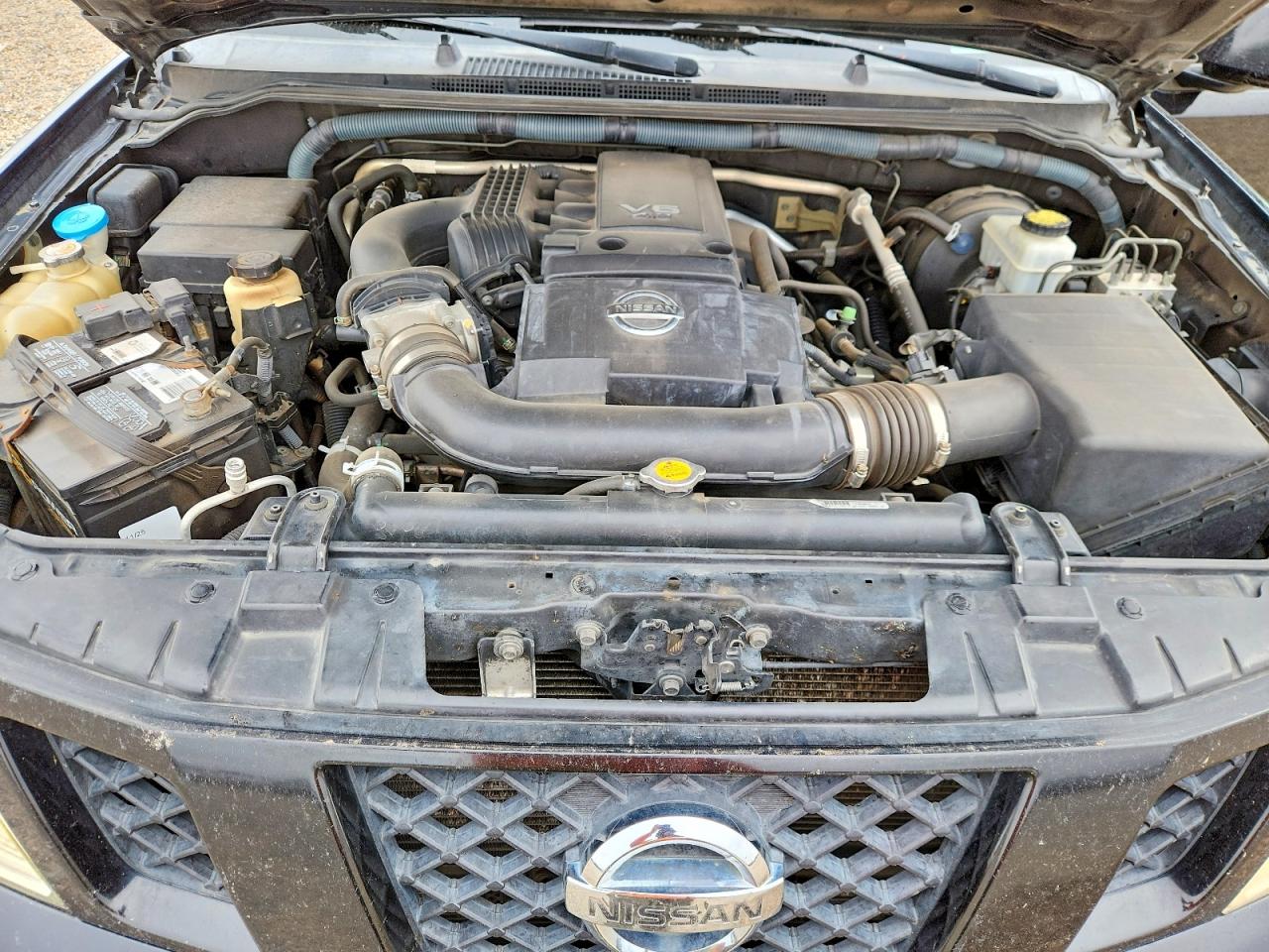 Nissan Frontier Se V6