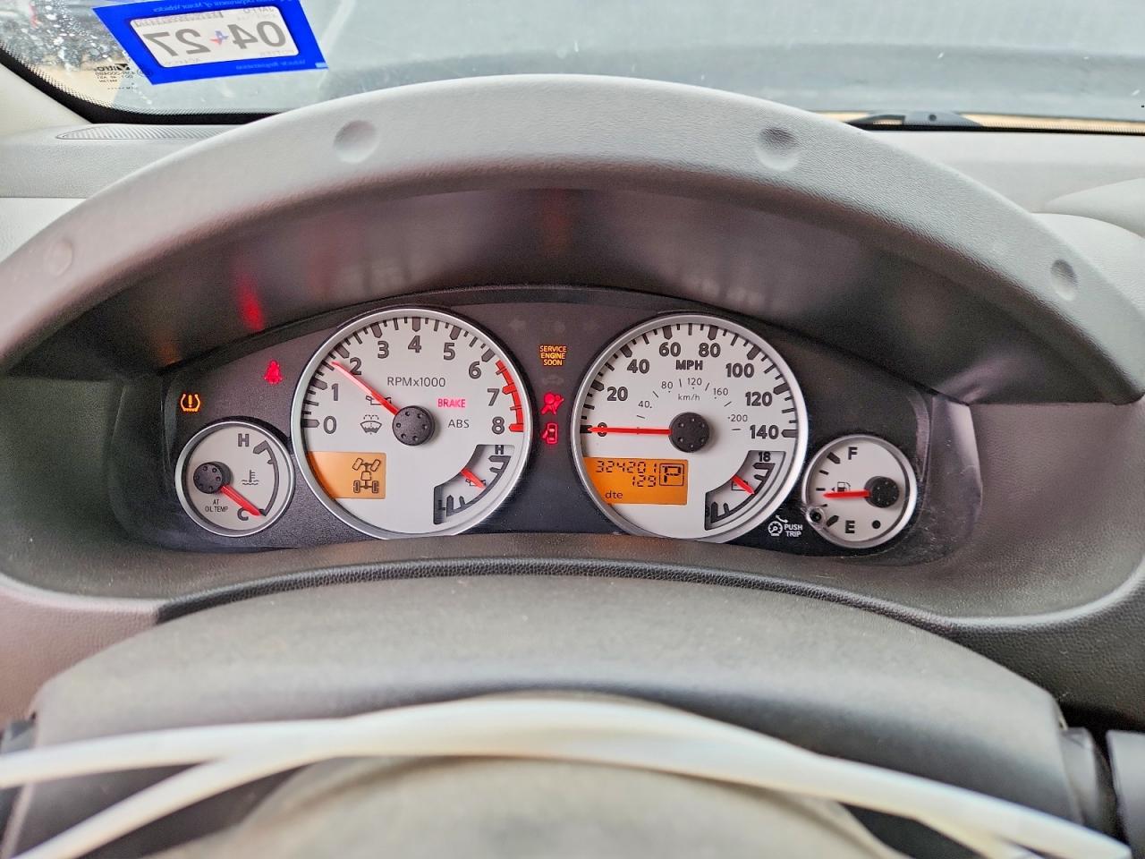 Nissan Frontier Se V6
