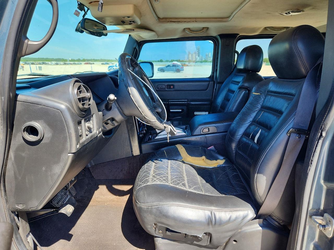 HUMMER H2