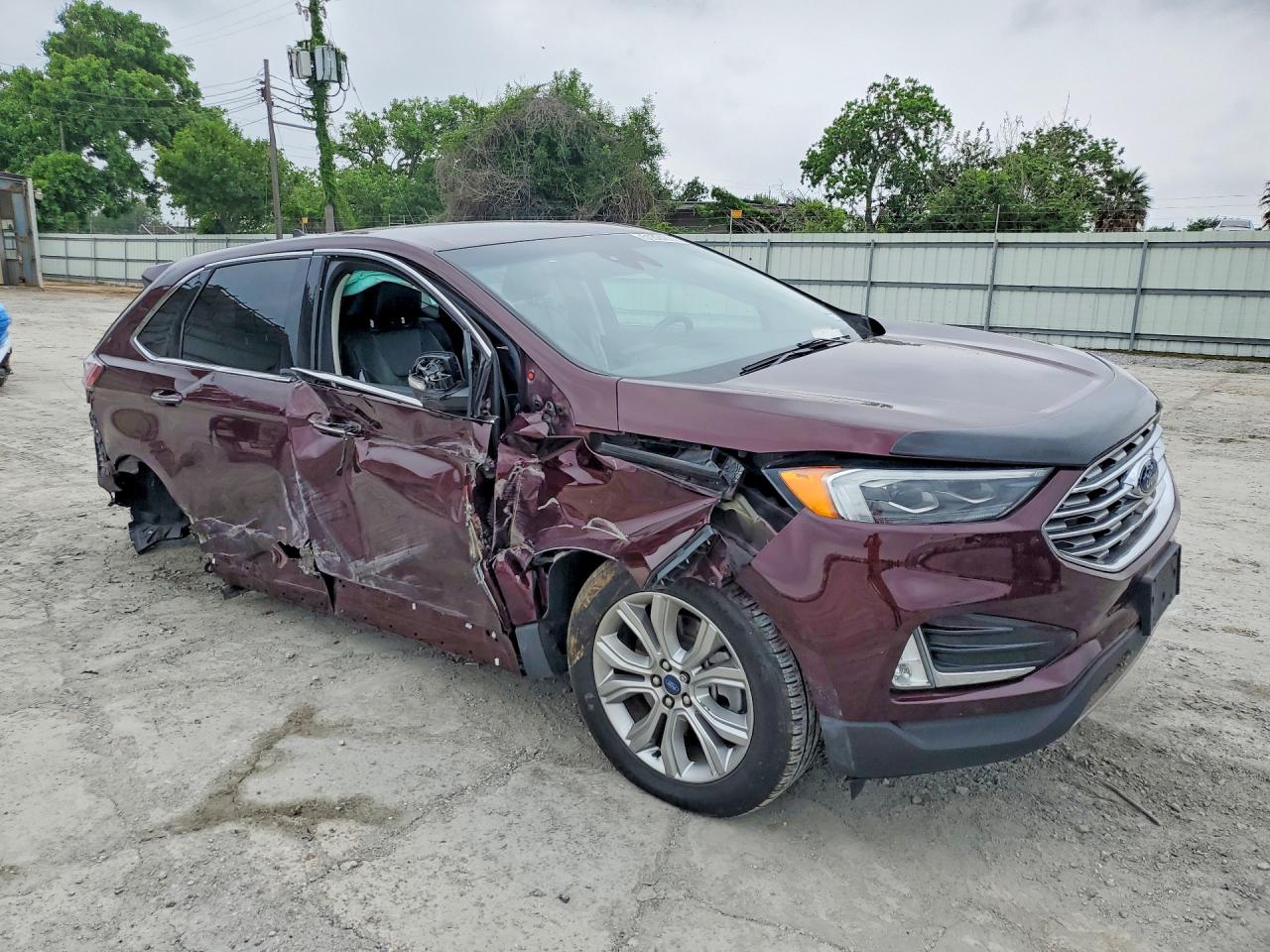 Ford Edge Titanium