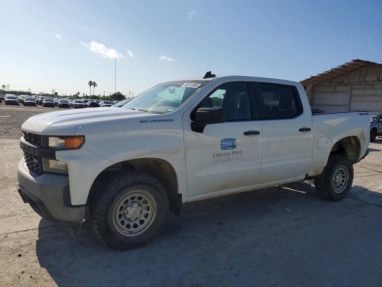 Salvage Chevrolet Silverado Image