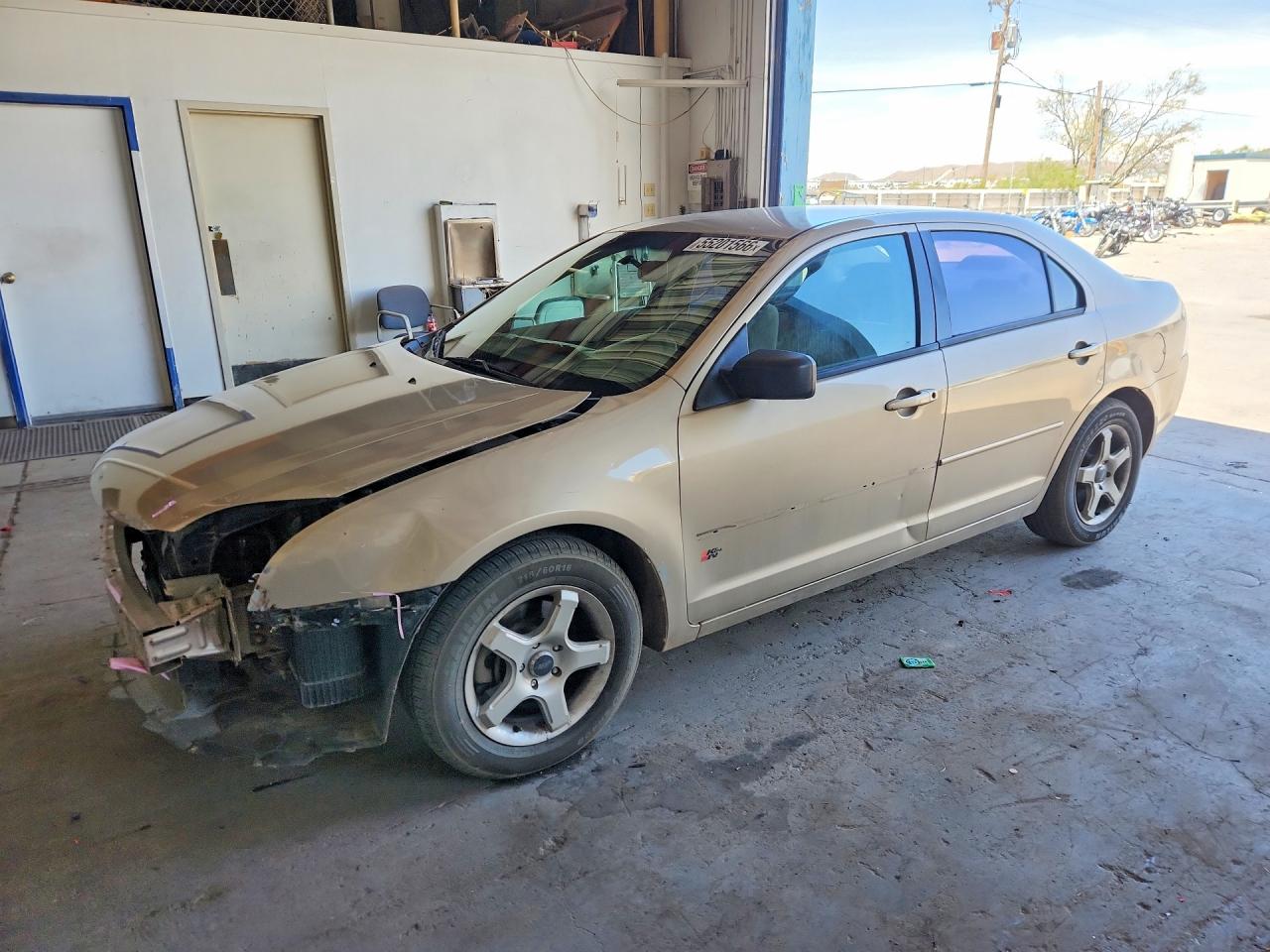 Salvage Ford Fusion Image