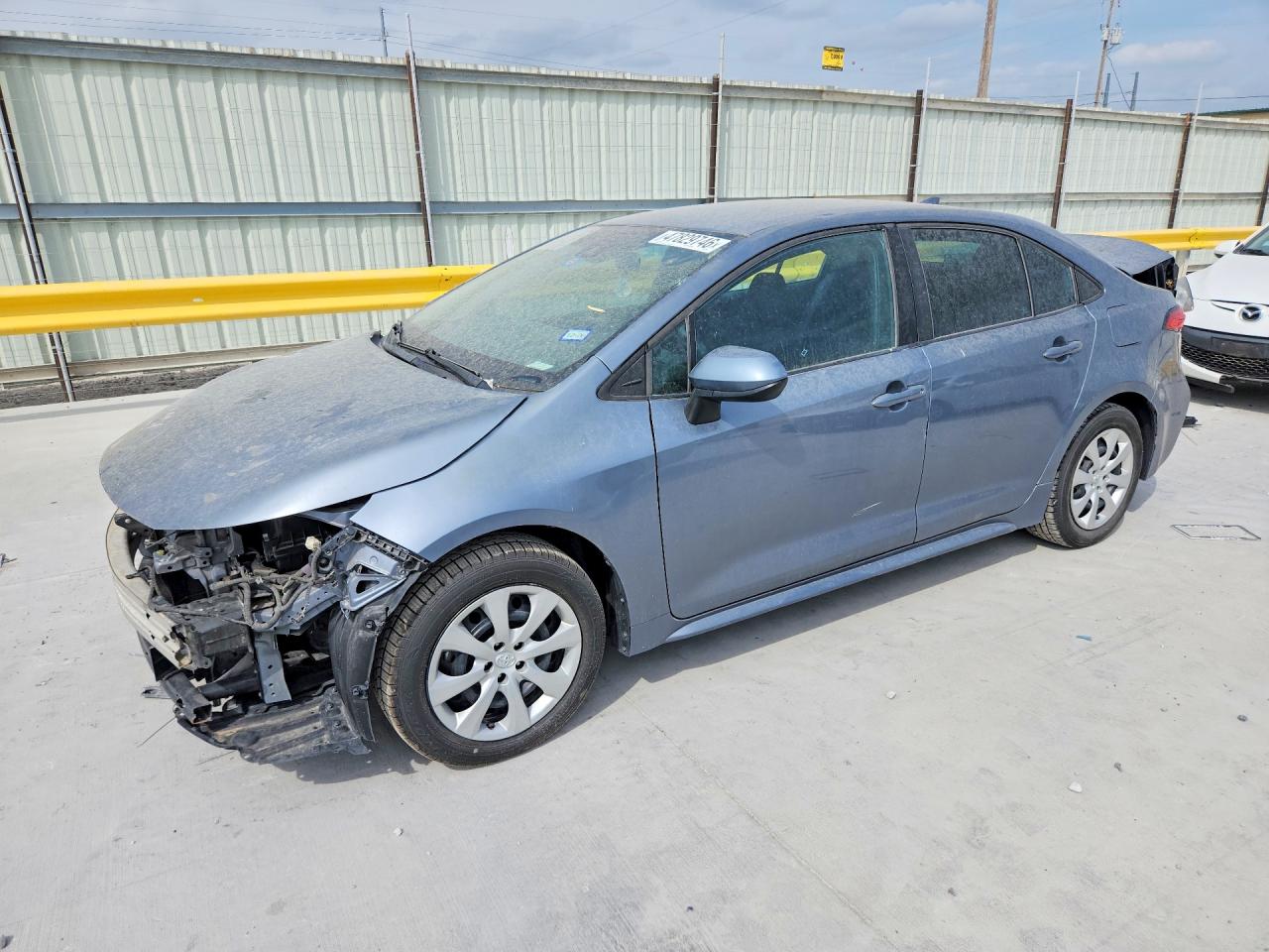 Salvage Toyota Corolla Image