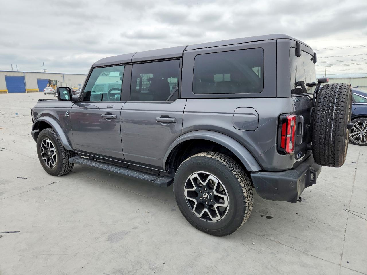 Ford Bronco Base
