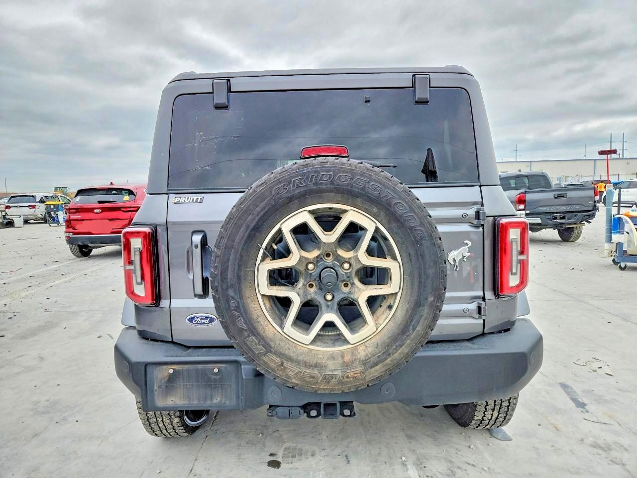 Ford Bronco Base