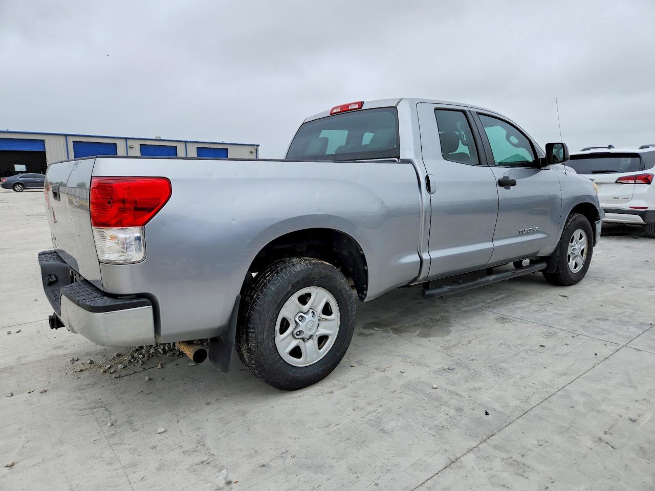 Toyota Tundra Double Cab Sr5