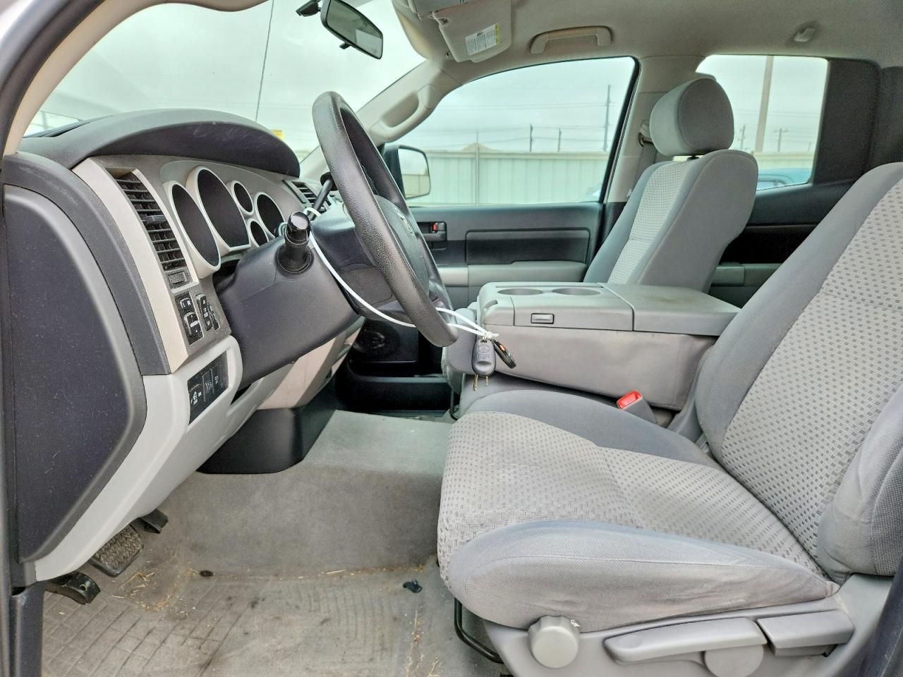 Toyota Tundra Double Cab Sr5
