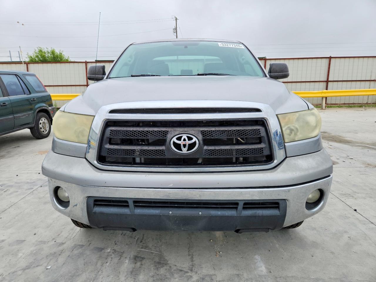 Toyota Tundra Double Cab Sr5