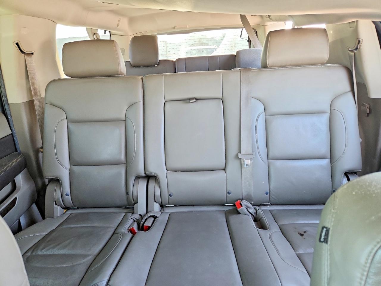 Chevrolet Suburban C1500 Lt