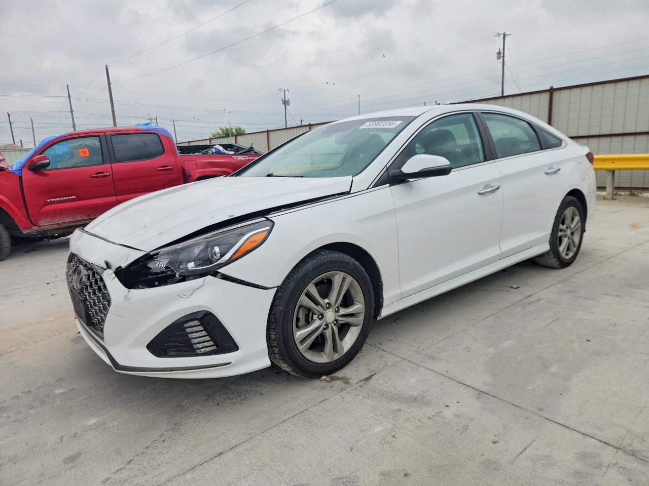 Salvage Hyundai SONATA Image