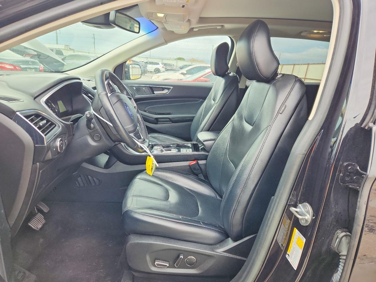 Ford Edge Titanium