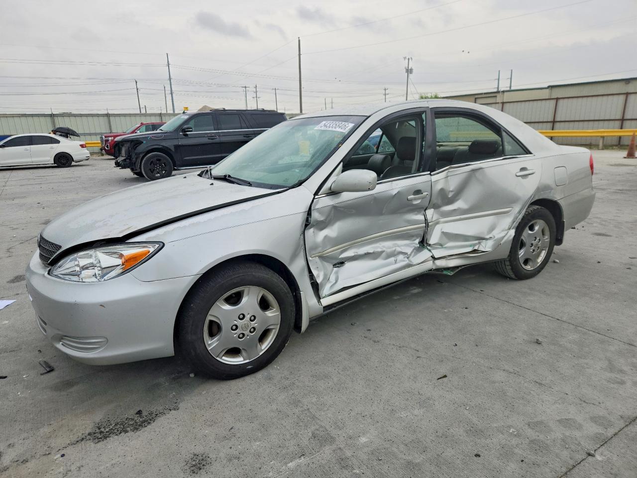Salvage Toyota Camry Image