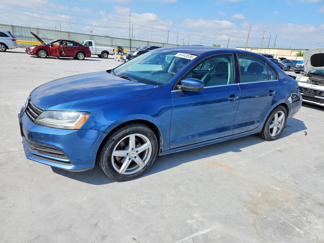Salvage Volkswagen Jetta Image