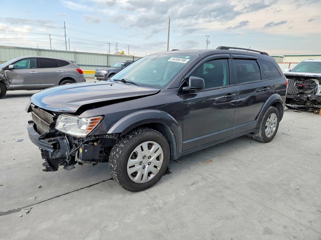 Salvage Dodge Journey Image