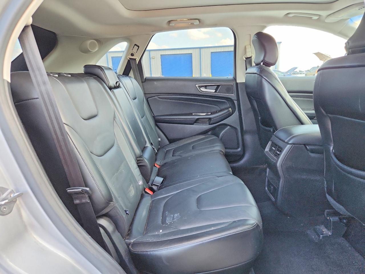 Ford Edge Titanium